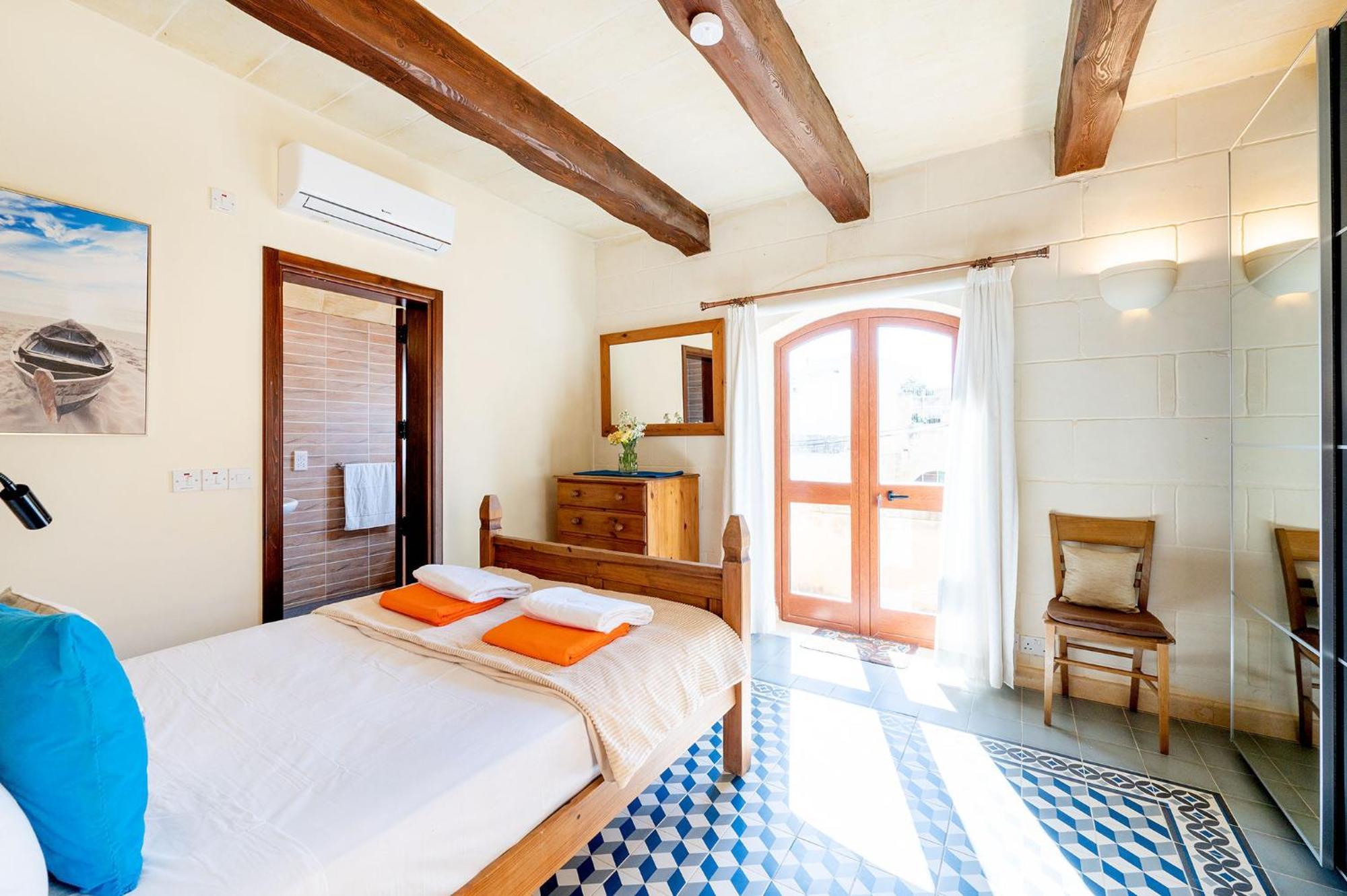 Levecca 2 Country house *